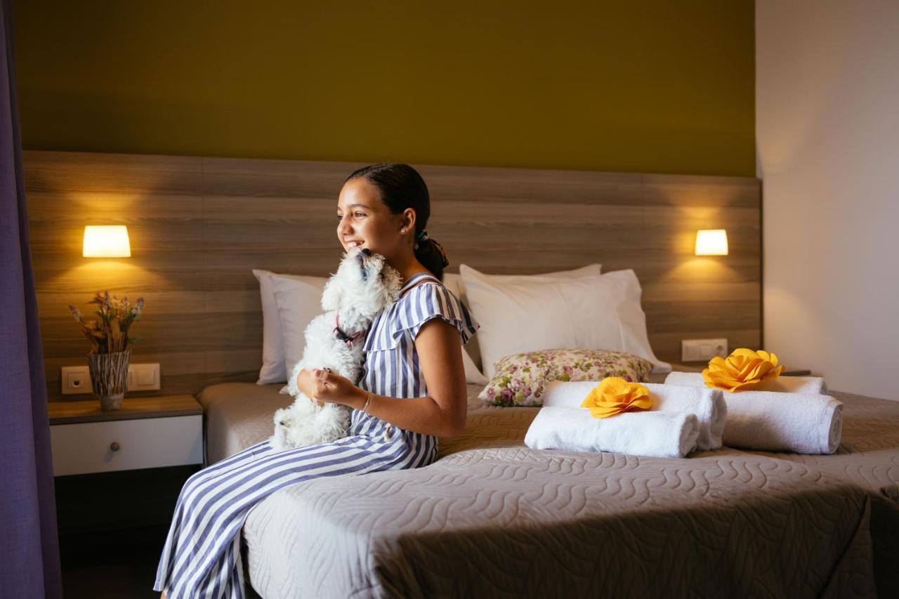 Sea View Luxury Apartments بلاكاس المظهر الخارجي الصورة