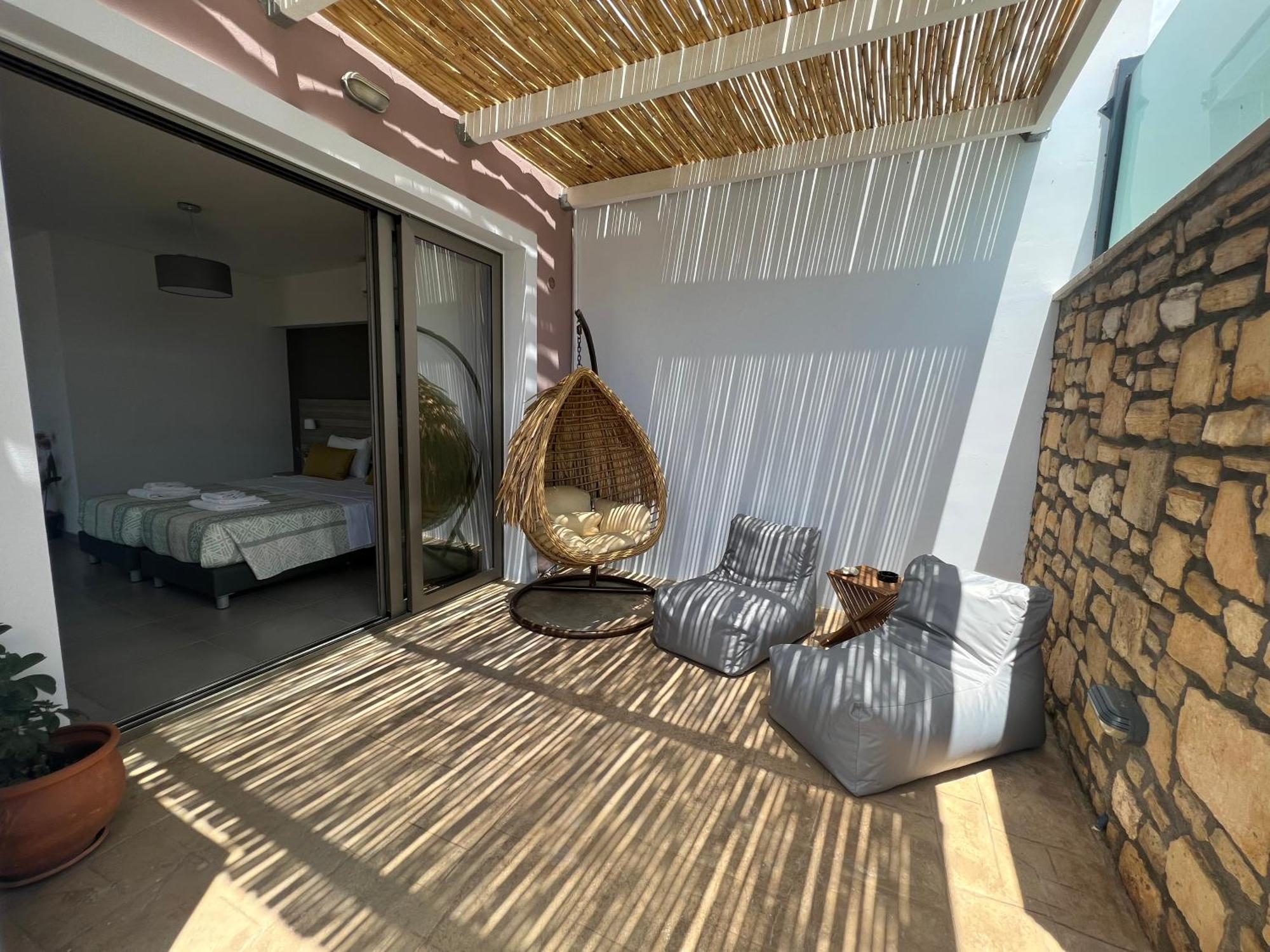 Sea View Luxury Apartments بلاكاس المظهر الخارجي الصورة